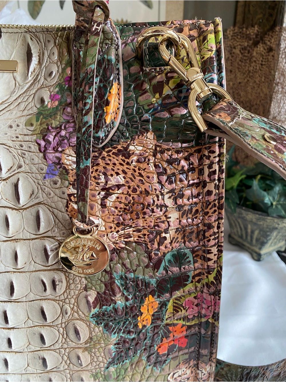 ๐ด๐๐พ EXOTIC and GORGEOUS ACADIA OMBRE CAROLINE Satchel by Brahmin - Picture 11 of 13